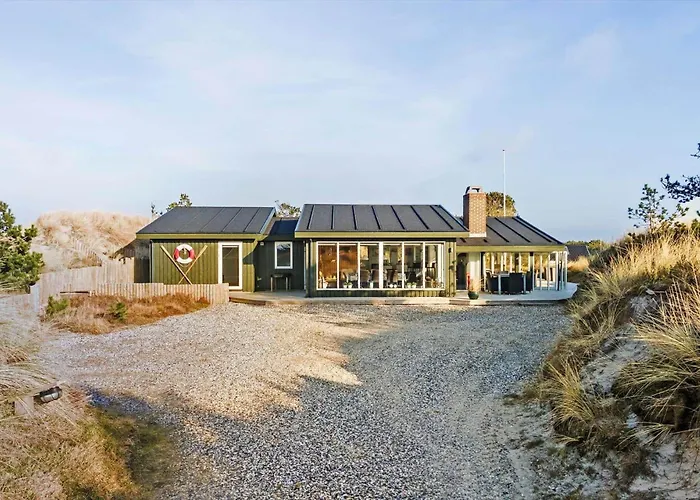 1149-ringkobing-holmsborgvej-32 *